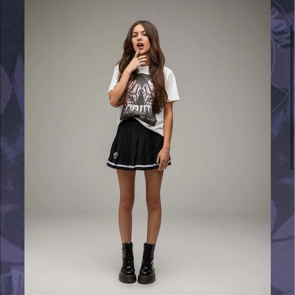 Olivia Rodrigo Merch - Tennis Skirt - Picture 3 of 3